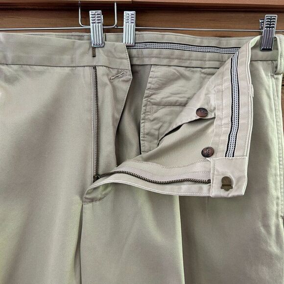 Men's Duluth Trading Company Size 44 X‎ 32 Pants Tan Khaki Pockets Straight Leg - Picture 3 of 9